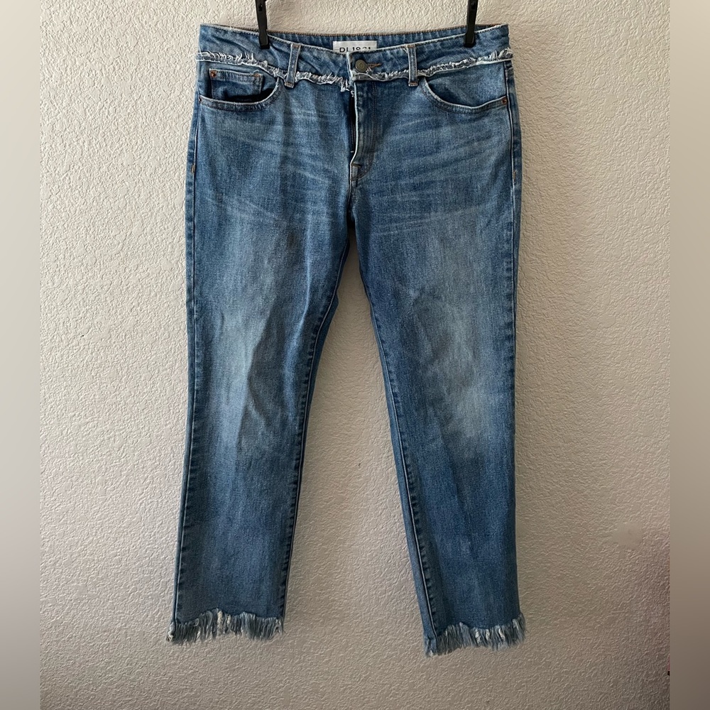 DL1961 Mara Instasculpt Ankle Jean